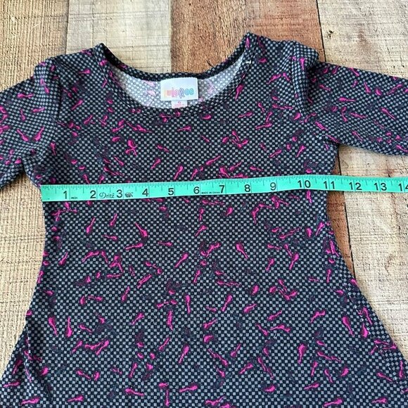 Lularoe Girls Mae Dress Size 6 Black/Pink Geometric Print Polyester/Spandex - Picture 2 of 6